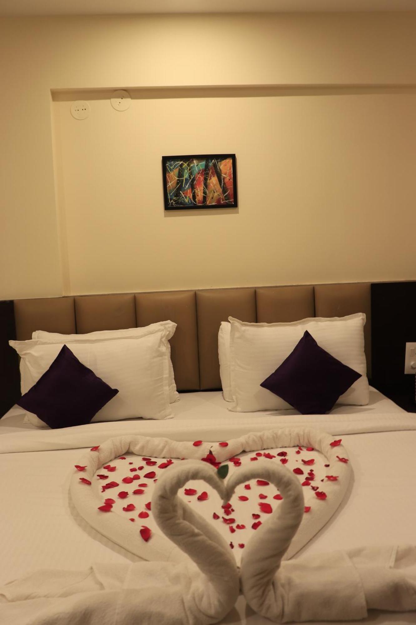 Balaji Gold Inn Hotel Hubli Kültér fotó