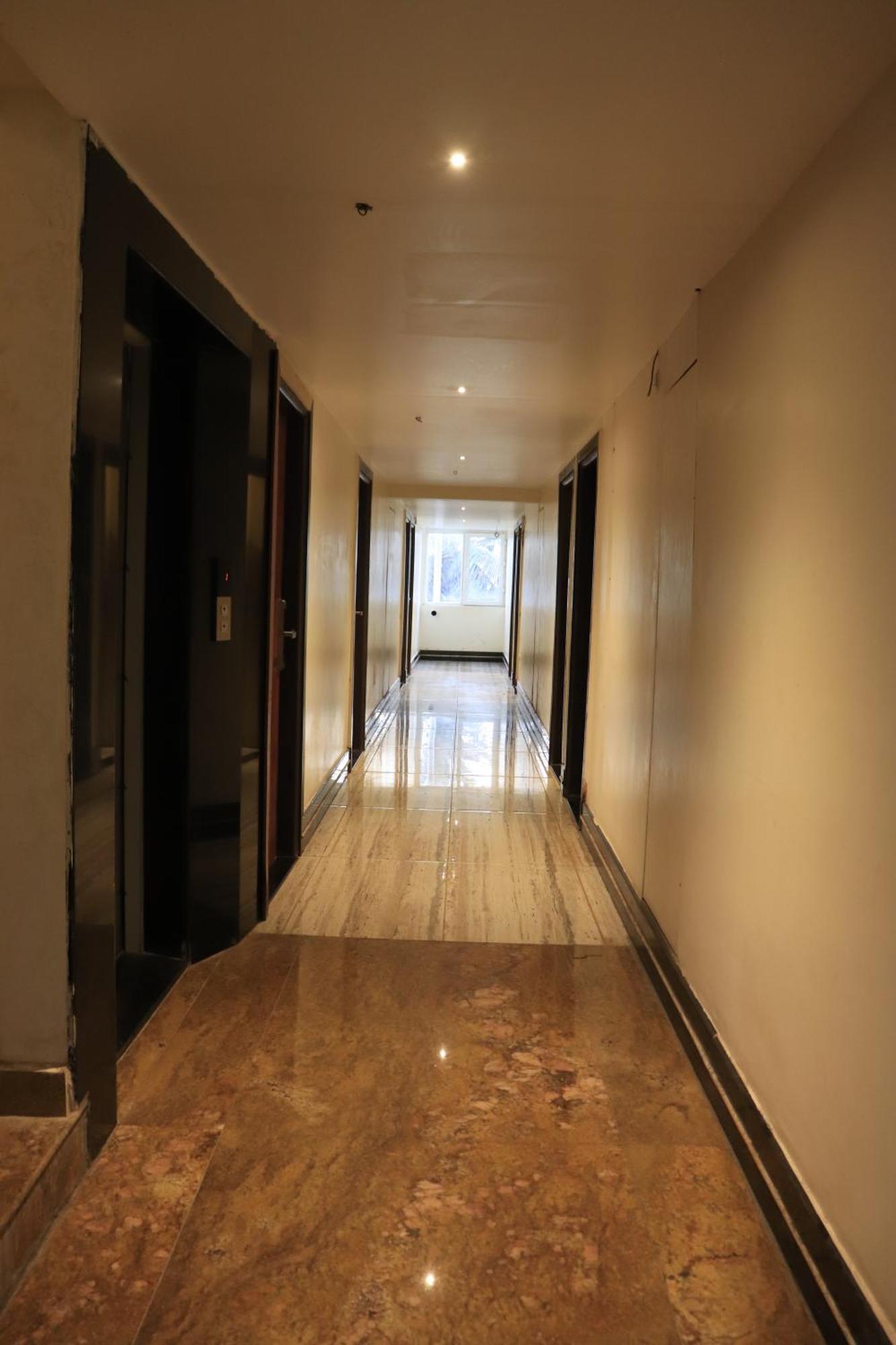 Balaji Gold Inn Hotel Hubli Kültér fotó